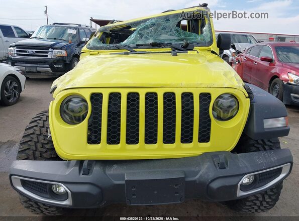 1C6HJTAG8PL568624 2023 JEEP GLADIATOR Yellow Dashboard view
