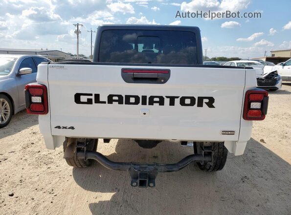 1C6HJTFG1LL106652 2020 JEEP GLADIATOR Белый Вид сзади