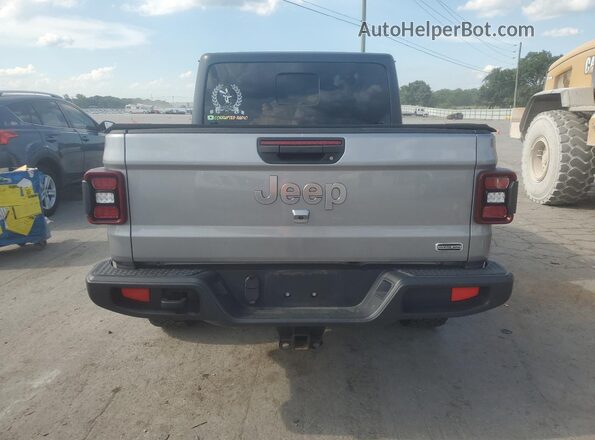 1C6HJTFG4LL180731 2020 JEEP GLADIATOR Silver Widok z tyłu