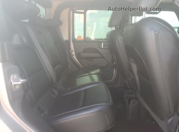 1C6HJTFG4LL180731 2020 JEEP GLADIATOR Silver Widok tylnych siedzeń