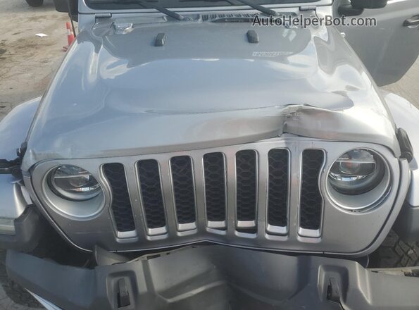 1C6HJTFG4LL180731 2020 JEEP GLADIATOR Silver Widok wnętrza z tyłu