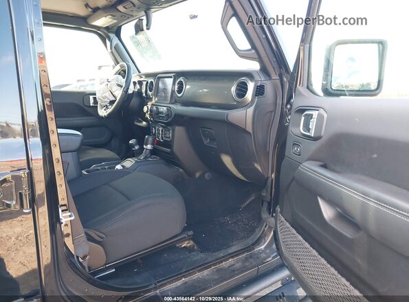 1C6HJTFG9PL564171 2023 JEEP GLADIATOR Черный Вид салона спереди