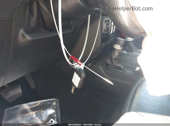 1C6JJTAM8ML603908 2021 JEEP GLADIATOR Maroon Vista del salpicadero