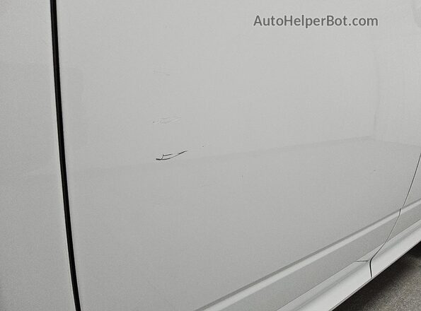 1C6RR6FG8JS303576 2018 RAM 1500 White 