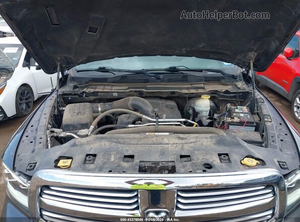 1C6RR6GT2JS123389 2018 RAM 1500 Gray 