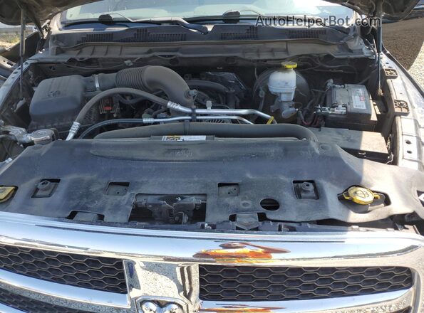 1C6RR6TT9LS133300 2020 RAM 1500 Черный Вид задней части салона