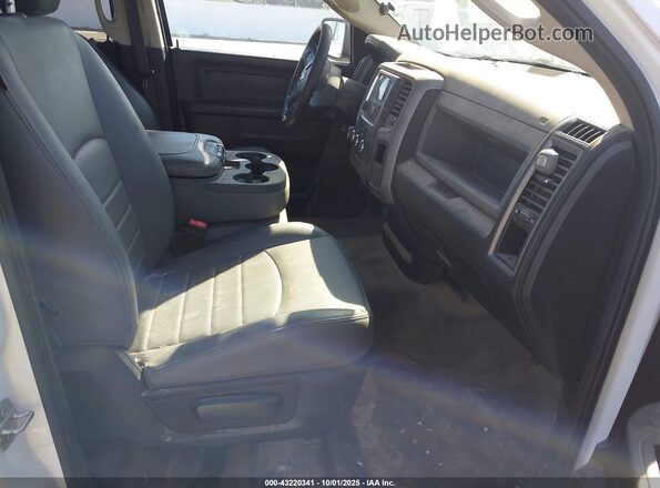 1C6RR7FG8LS150786 2020 RAM 1500 CLASSIC White Front interior view