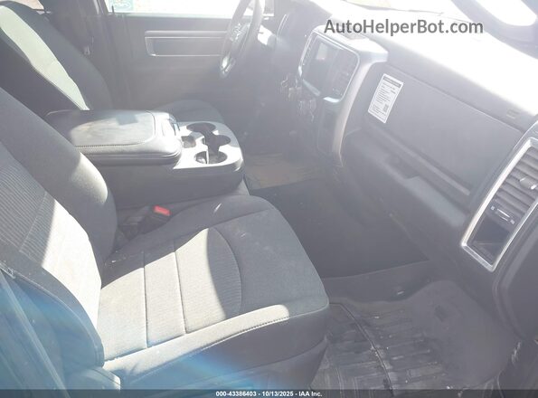 1C6RR7GG2MS523773 2021 RAM 1500 CLASSIC Черный Вид салона спереди