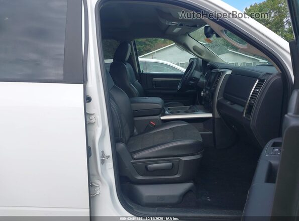 1C6RR7MT2JS122883 2018 RAM 1500 White 