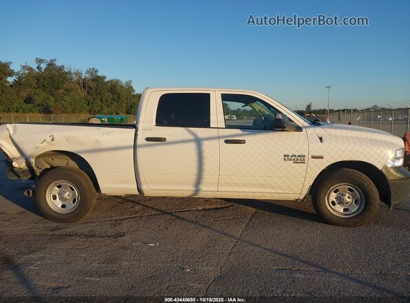 1C6RR7ST1NS200076 2022 RAM 1500 CLASSIC White Rear interior view