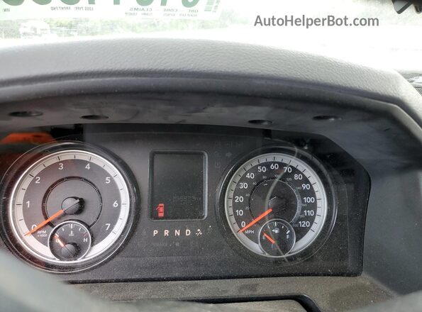 1C6RR7ST7LS149101 2020 RAM 1500 White ხელსაწყოთა პანელის ხედი