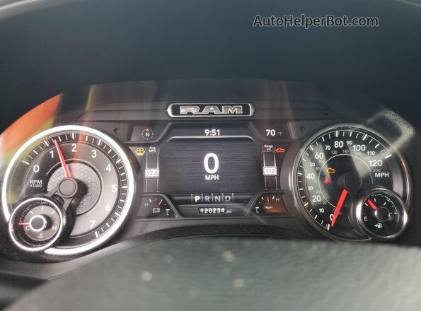 1C6RREFG6MN608474 2021 RAM 1500 Silver 