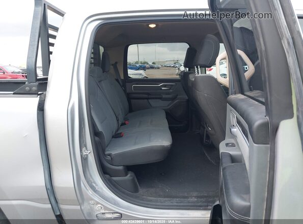 1C6RREFT2LN354337 2020 RAM 1500 Silver VIN კოდის სტიკერის ხედი