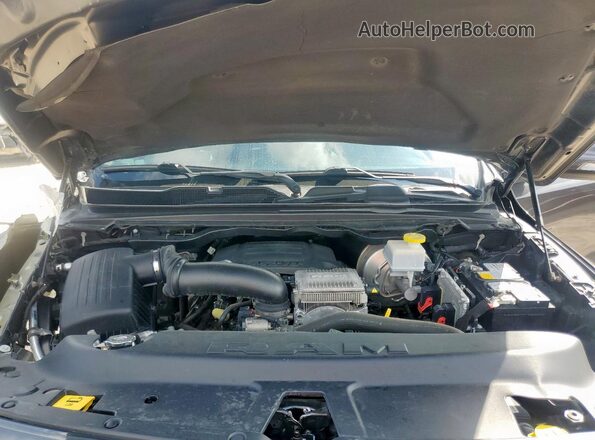 1C6RREFTXLN354005 2020 RAM 1500 Угольный Вид задней части салона