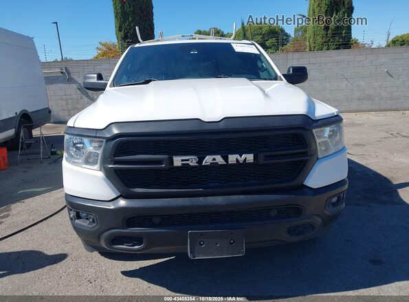 1C6SRECG0NN377322 2022 RAM 1500 Белый Вид спереди