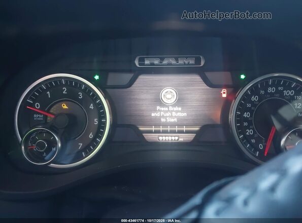 1C6SRFBT2LN246779 2020 RAM 1500 Silver უკანა სავარძლების ხედი