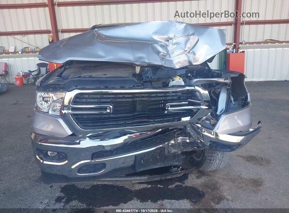 1C6SRFBT2LN246779 2020 RAM 1500 Silver ხელსაწყოთა პანელის ხედი
