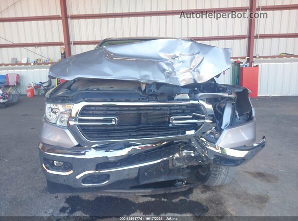 1C6SRFBT2LN246779 2020 RAM 1500 Silver წინა ხედი