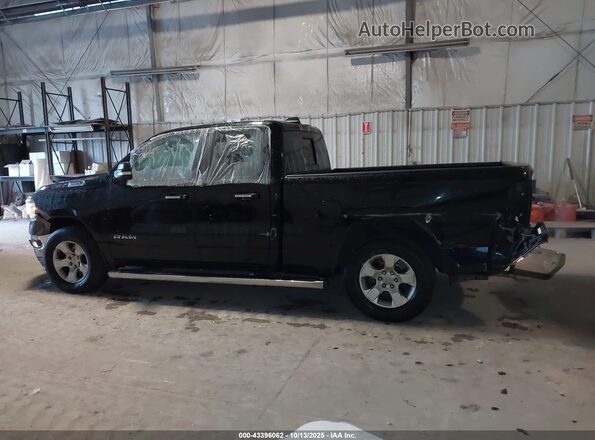 1C6SRFBT5LN145803 2020 RAM 1500 Black 360 interior view