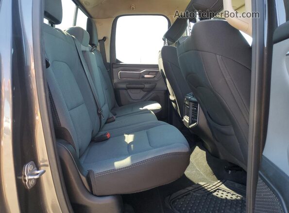 1C6SRFBT5LN168501 2020 RAM 1500 Gray უკანა სავარძლების ხედი