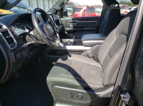 1C6SRFBT6LN217463 2020 RAM 1500 Black წინა სალონის ხედი