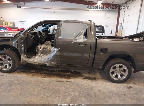 1C6SRFFT0NN417879 2022 RAM 1500 Серый Панорамный вид салона 360°