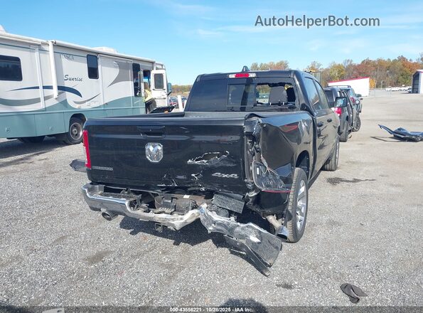 1C6SRFFT1NN381295 2022 RAM 1500 Черный 