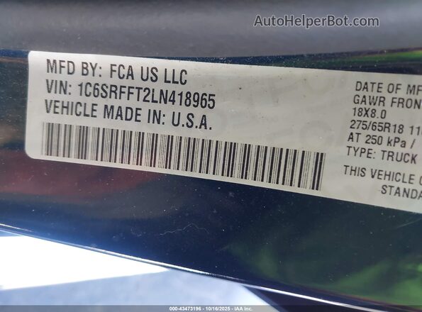 1C6SRFFT2LN418965 2020 RAM 1500 Blue ძრავის განყოფილების ხედი