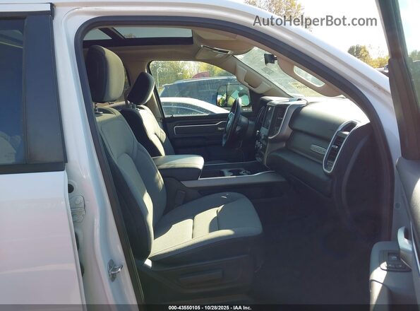 1C6SRFFTXLN310027 2020 RAM 1500 White Vista interior delantera