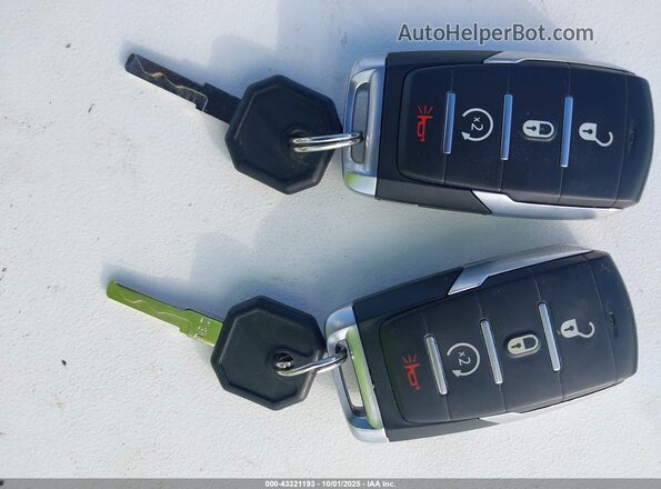1C6SRFFTXNN130131 2022 RAM 1500 Серый Вид панели приборов