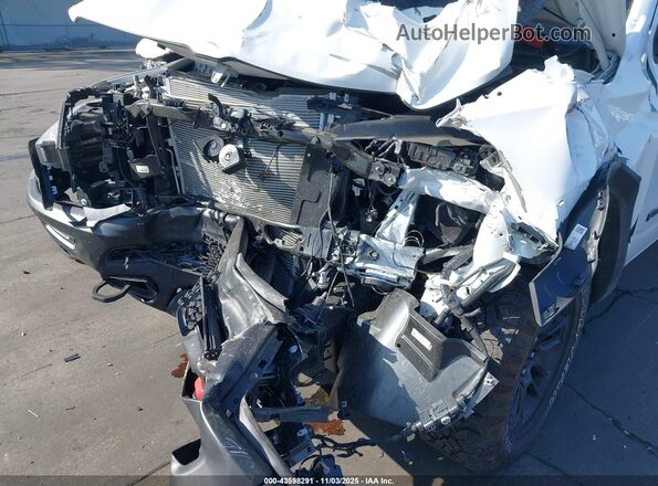 1C6SRFLPXSN719912 2025 RAM 1500 White 
