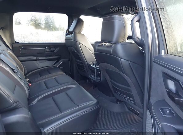 1C6SRFU95NN353023 2022 RAM 1500 Gray Vista de la etiqueta del VIN