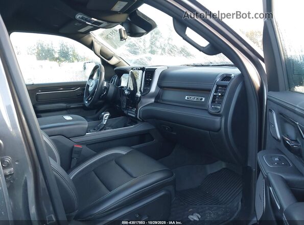 1C6SRFU95NN353023 2022 RAM 1500 Gray Vista interior delantera