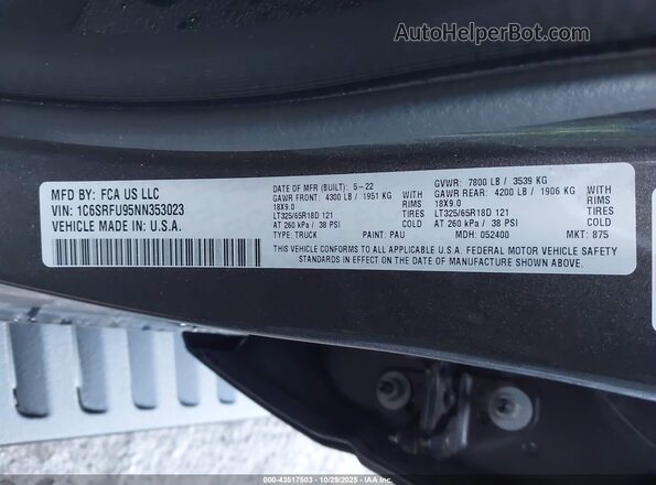 1C6SRFU95NN353023 2022 RAM 1500 Gray Vista del compartimento del motor