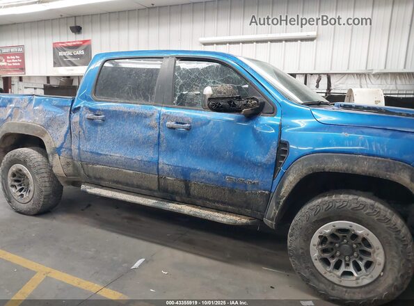 1C6SRFU9XNN112705 2022 RAM 1500 Blue უკანა სალონის ხედი