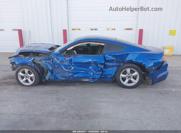 1FA6P8AM0H5226629 2017 FORD MUSTANG Blue Widok wnętrza 360 stopni