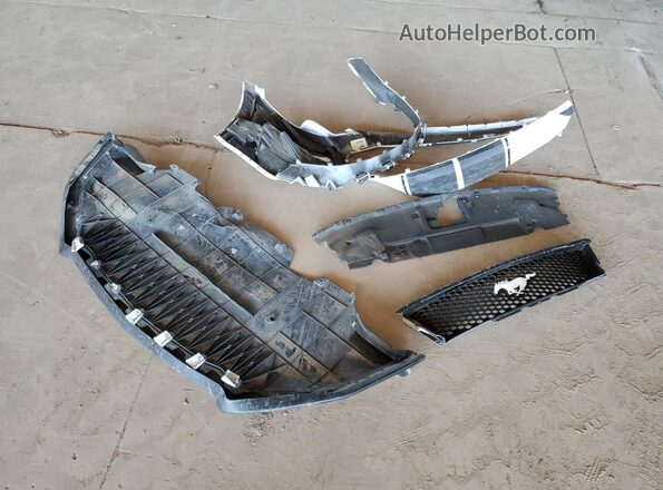1FA6P8CF1L5189758 2020 FORD MUSTANG White Շարժիչի բաժամունքի տեսք