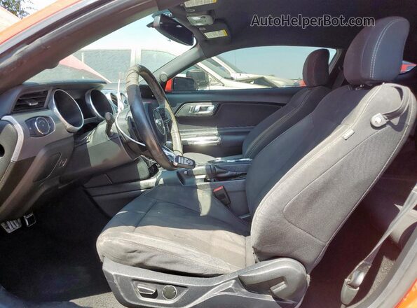 1FA6P8CF2K5201804 2019 FORD MUSTANG Red Front interior view
