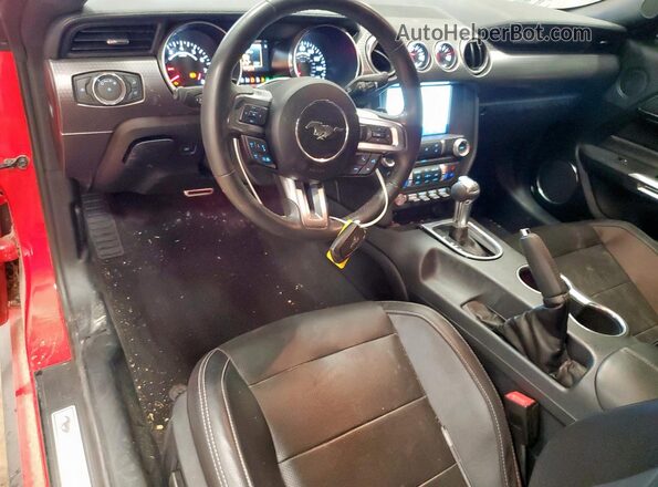1FA6P8CF2M5133832 2021 FORD MUSTANG Red Vista del salpicadero