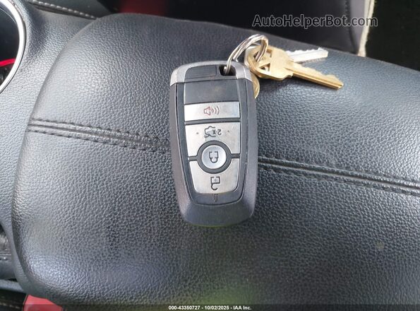 1FA6P8CF9N5111599 2022 FORD MUSTANG Red Вид панелі приладів
