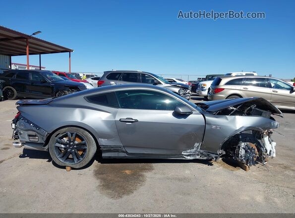 1FA6P8CF9R5411794 2024 FORD MUSTANG Gray Widok wnętrza z tyłu