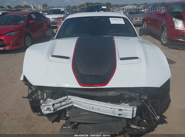 1FA6P8R07N5554353 2022 FORD MUSTANG Белый Вид салона спереди