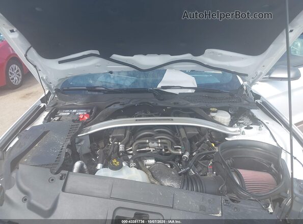 1FA6P8R07N5554353 2022 FORD MUSTANG Белый Вид подкапотного пространства