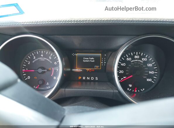 1FA6P8TH0N5102002 2022 FORD MUSTANG Белый Вид задних сидений