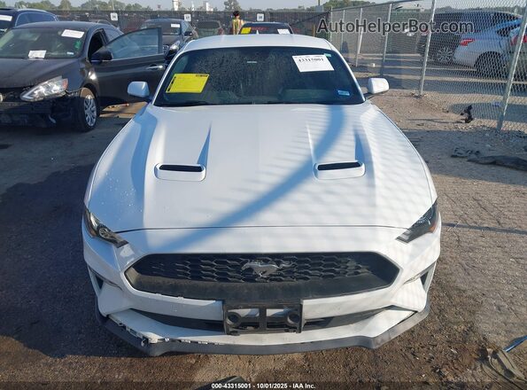 1FA6P8TH0N5102002 2022 FORD MUSTANG Белый Вид щитка приборов