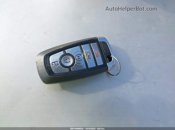 1FA6P8THXM5126032 2021 FORD MUSTANG Silver Widok deski rozdzielczej