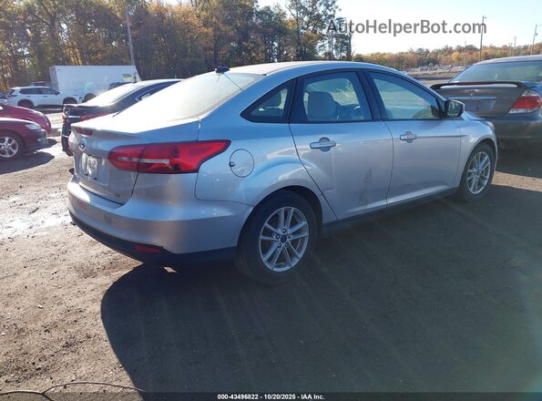 1FADP3F27HL267935 2017 FORD FOCUS Silver Tył prawy