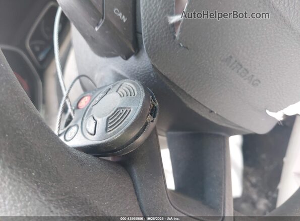 1FADP3K2XJL231913 2018 FORD FOCUS White Вид панелі приладів