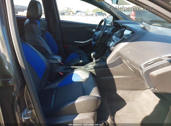 1FADP3L97GL261777 2016 FORD FOCUS ST Gray Вид салону спереду