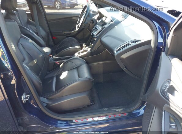 1FADP3L97GL267143 2016 FORD FOCUS ST Blue Вид салону спереду